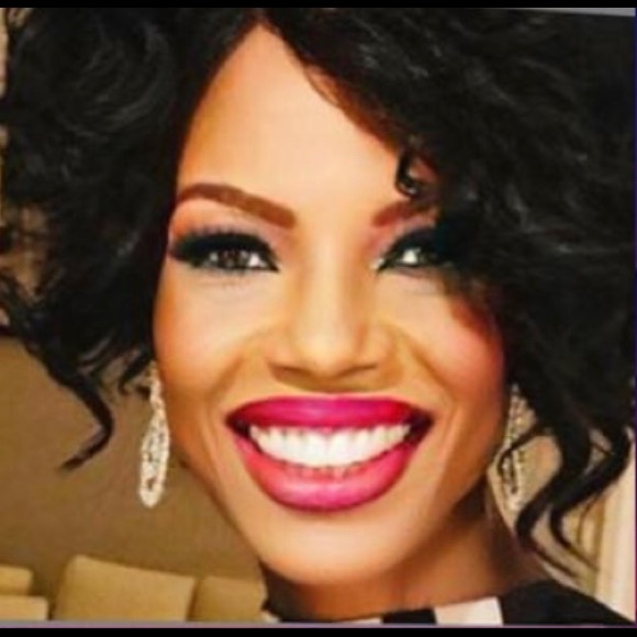 Meet your Posher, Anese - Picture 1 of 1